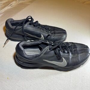 Nike Men's Black and Gray golf shoes